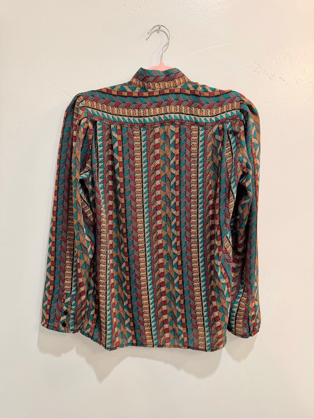 Vintage 80s Regina Porter Geometric Chevron Mock Neck Blouse Hidden Placket Sz 4 - Picture 11 of 16